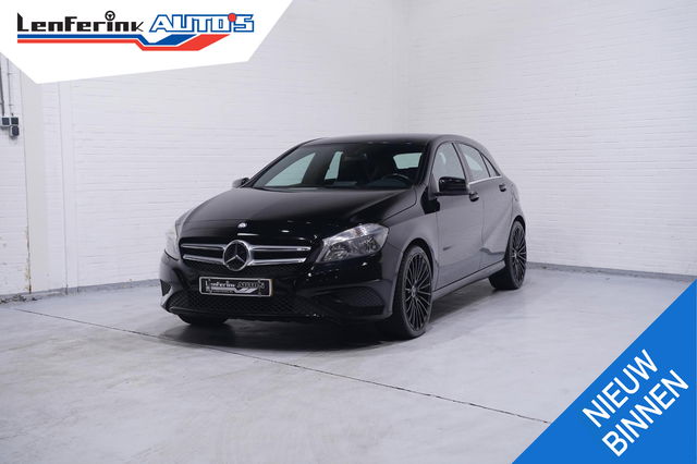 Mercedes-Benz A-Klasse - 180 Prestige sport 19ÄMG sportstoelen stuurbediening navigatie climate controle bleutooth telefoo camera stoelverwarming
