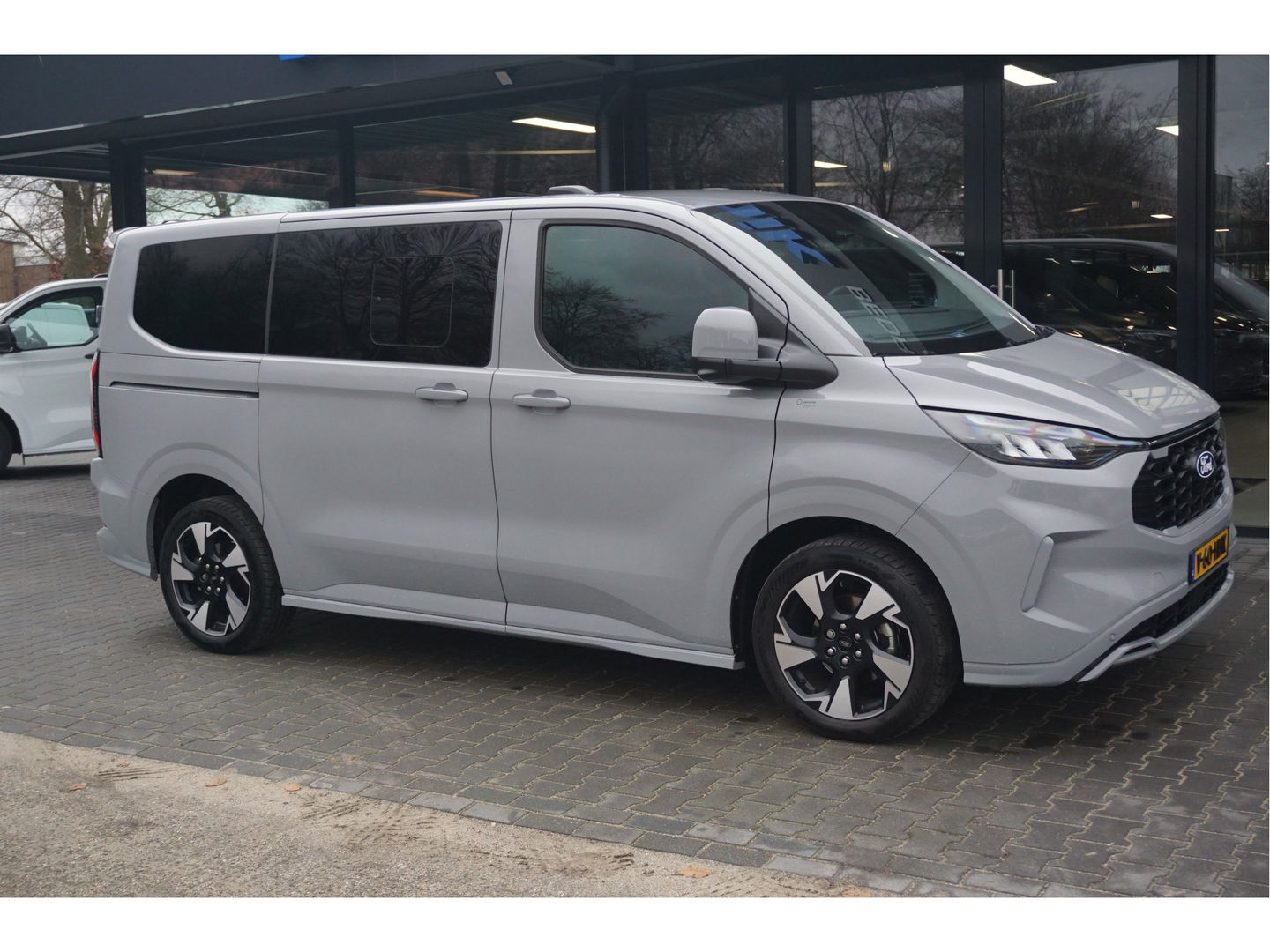 Ford Transit Custom 320S 170PK DC Sport AUT BPM VRIJ Demo!! Navi, ACC, 360° Cam, 19" LM, Elek. Schuifdeur!! NR. HK01*