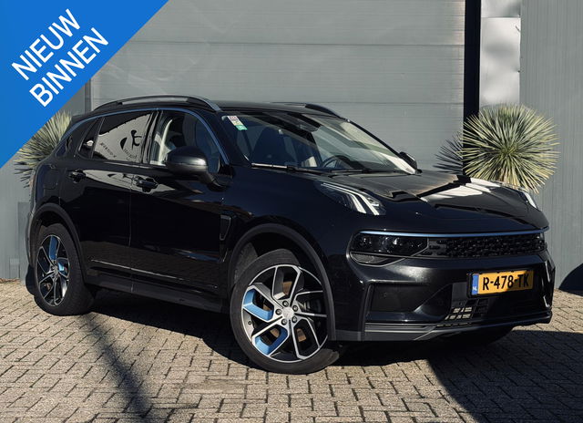 Lynk & Co 01 - 1.5/Pano/Navi/Camera/AppleCarPlay