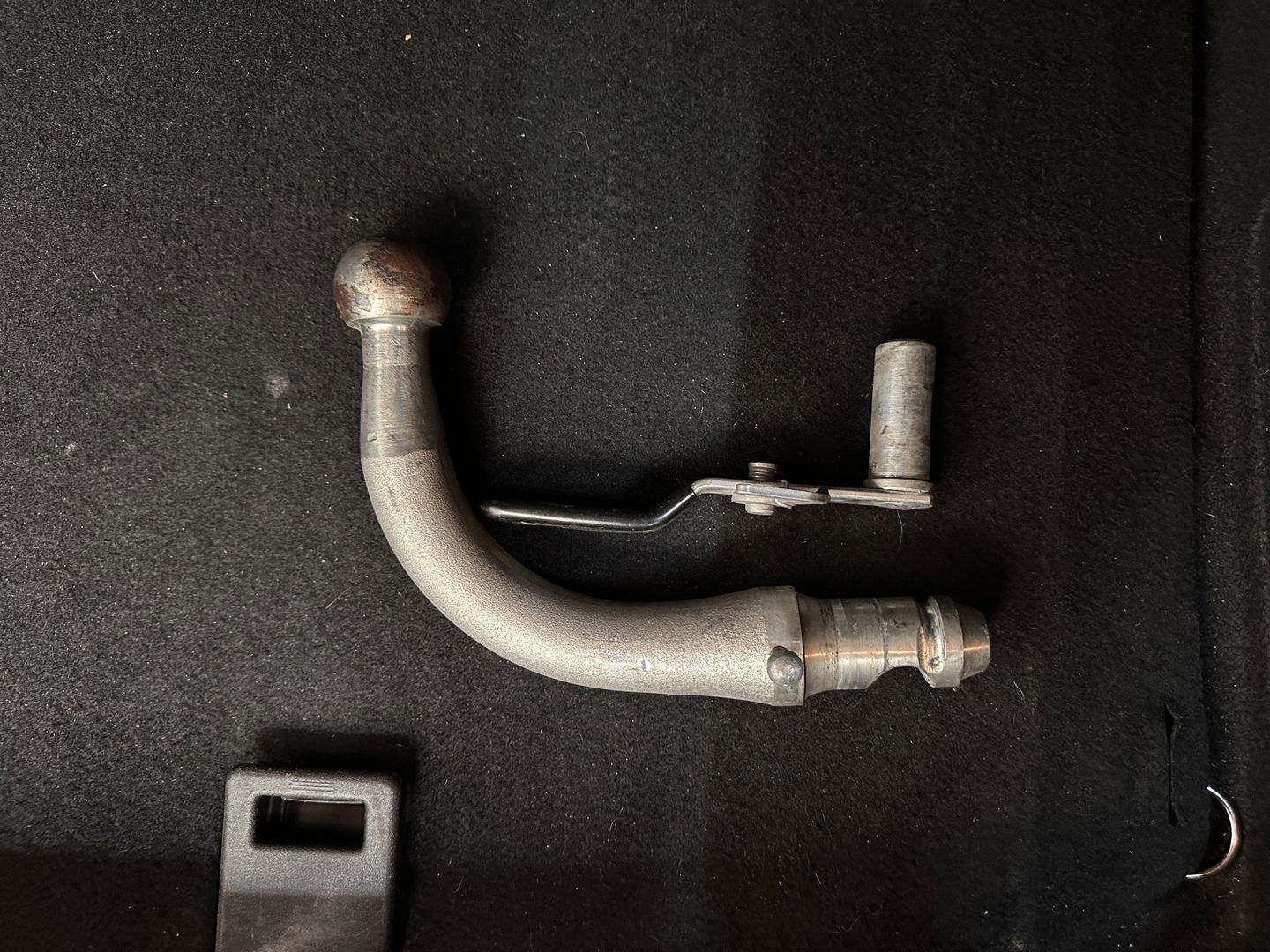 Mercedes-Benz C-Klasse Coupé 180 AMG Aut. *PANO | LEATHER | XENON | MEMORY-PACK | SPORT-SEATS | NAVI-FULLMAP | ECC | PDC | CRUISE | 17''ALU | TOWBAR*