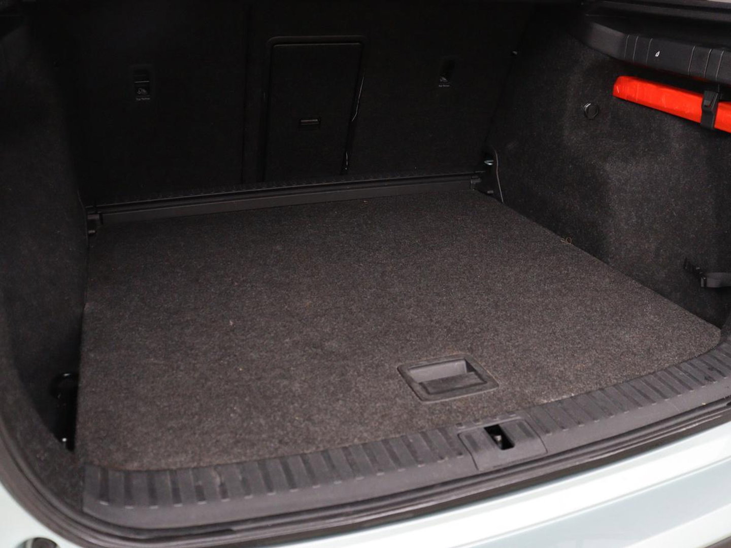 Škoda Enyaq iV 60 | Warmtepomp | Stoelverwarming | Camera | Keyless | Carplay | Navigatie | Half leder | Full LED | Cruise control | Parkeerhulp | Sfeerverlichting