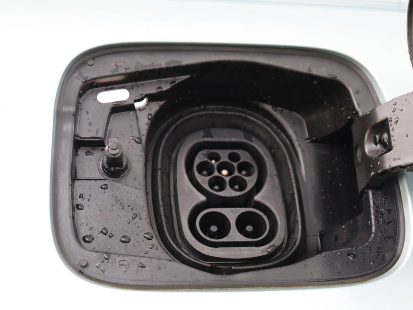 Škoda Enyaq iV 60 | Warmtepomp | Stoelverwarming | Camera | Keyless | Carplay | Navigatie | Half leder | Full LED | Cruise control | Parkeerhulp | Sfeerverlichting