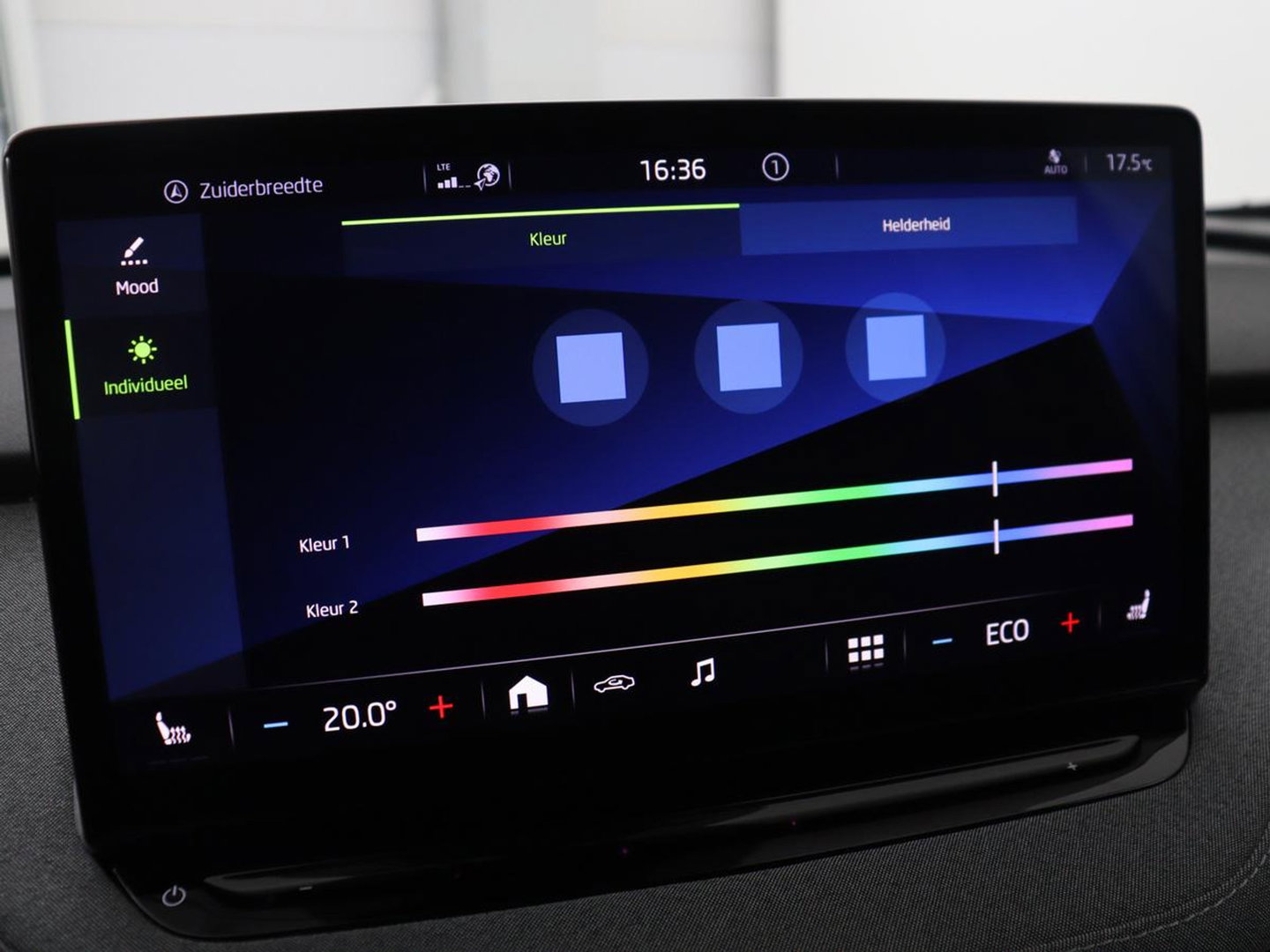 Škoda Enyaq iV 60 | Warmtepomp | Stoelverwarming | Camera | Keyless | Carplay | Navigatie | Half leder | Full LED | Cruise control | Parkeerhulp | Sfeerverlichting