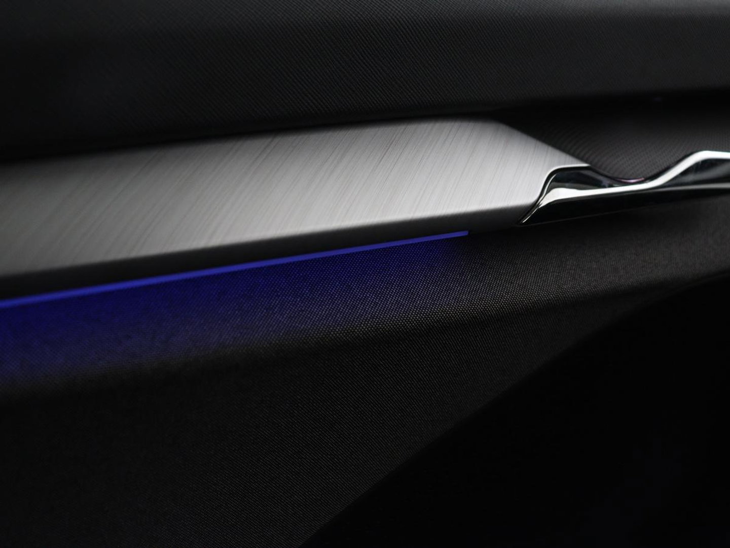 Škoda Enyaq iV 60 | Warmtepomp | Stoelverwarming | Camera | Keyless | Carplay | Navigatie | Half leder | Full LED | Cruise control | Parkeerhulp | Sfeerverlichting