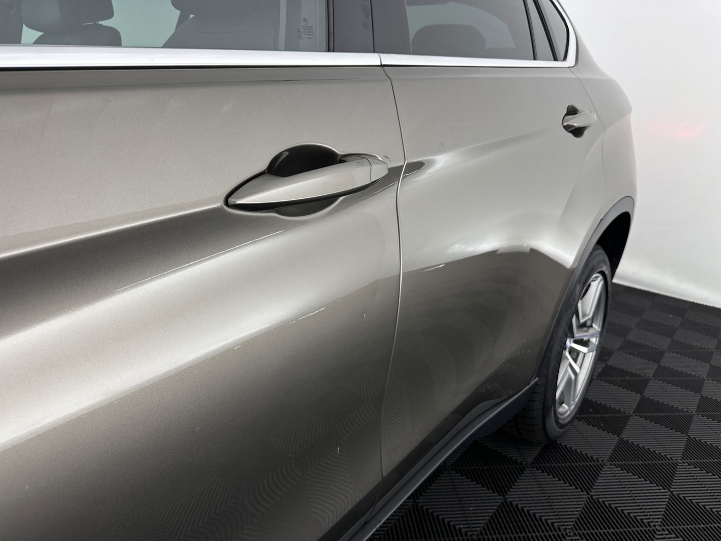 BMW X6 xDrive30d High Executive (INCL.BTW) Aut. *PANO | HEAD-UP | ADAPTIVE-CRUISE | LEATHER | FULL-LED | HARMAN/KARDON | BLINDSPOT | MEMORY-PACK | DIGI-COCKPIT | HEATED-COMFORTSEATS | NAVI-FULLMAP | PRIVACY-GLASS | SHIFT-PA