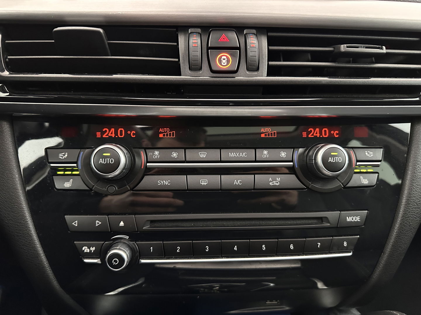 BMW X6 xDrive30d High Executive (INCL.BTW) Aut. *PANO | HEAD-UP | ADAPTIVE-CRUISE | LEATHER | FULL-LED | HARMAN/KARDON | BLINDSPOT | MEMORY-PACK | DIGI-COCKPIT | HEATED-COMFORTSEATS | NAVI-FULLMAP | PRIVACY-GLASS | SHIFT-PA