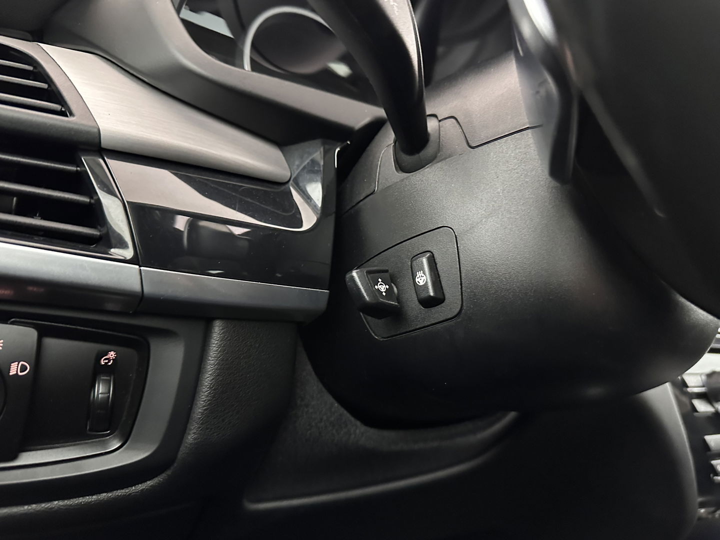 BMW X6 xDrive30d High Executive (INCL.BTW) Aut. *PANO | HEAD-UP | ADAPTIVE-CRUISE | LEATHER | FULL-LED | HARMAN/KARDON | BLINDSPOT | MEMORY-PACK | DIGI-COCKPIT | HEATED-COMFORTSEATS | NAVI-FULLMAP | PRIVACY-GLASS | SHIFT-PA