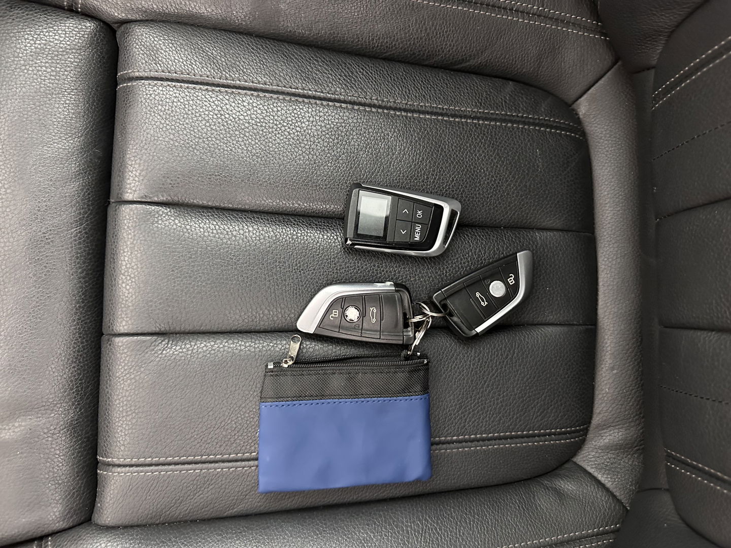 BMW X6 xDrive30d High Executive (INCL.BTW) Aut. *PANO | HEAD-UP | ADAPTIVE-CRUISE | LEATHER | FULL-LED | HARMAN/KARDON | BLINDSPOT | MEMORY-PACK | DIGI-COCKPIT | HEATED-COMFORTSEATS | NAVI-FULLMAP | PRIVACY-GLASS | SHIFT-PA