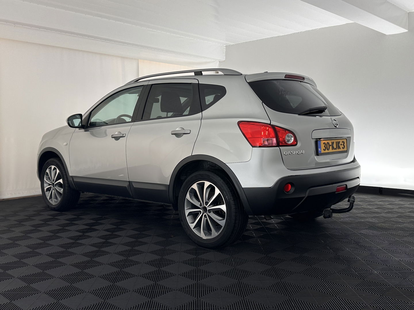Nissan QASHQAI 1.6 Connect Edition ⚠️ *PANO | NAVI-FULLMAP | CRUISE | ECC | CAMERA | 19"ALU*