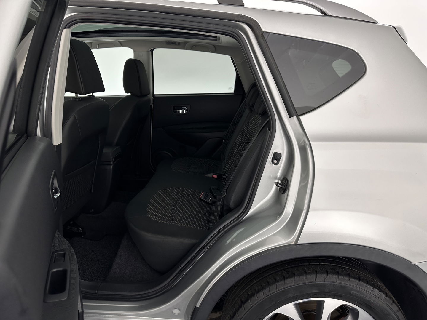 Nissan QASHQAI 1.6 Connect Edition ⚠️ *PANO | NAVI-FULLMAP | CRUISE | ECC | CAMERA | 19"ALU*