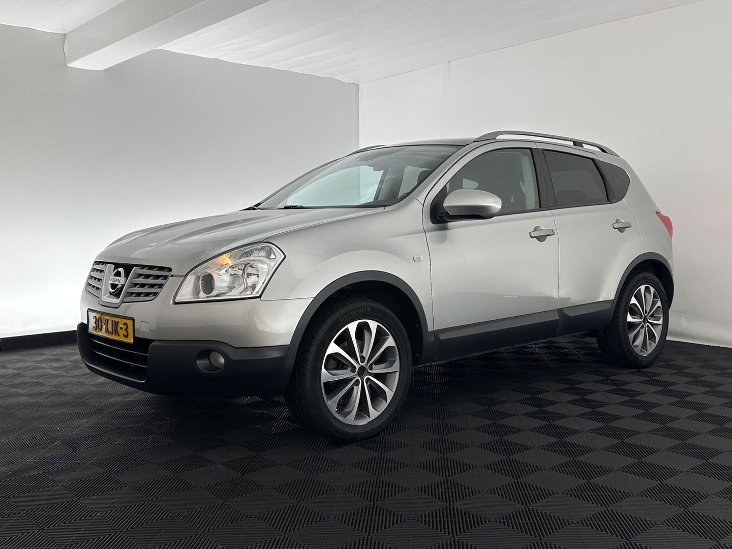 Nissan QASHQAI 1.6 Connect Edition ⚠️ *PANO | NAVI-FULLMAP | CRUISE | ECC | CAMERA | 19"ALU*