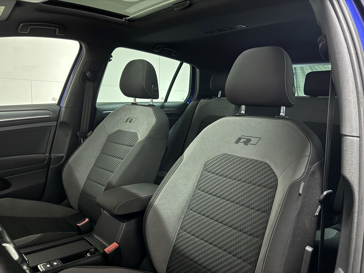 Volkswagen Golf 1.5 TSI R-Line Pano Virtual Carplay ACC NAP