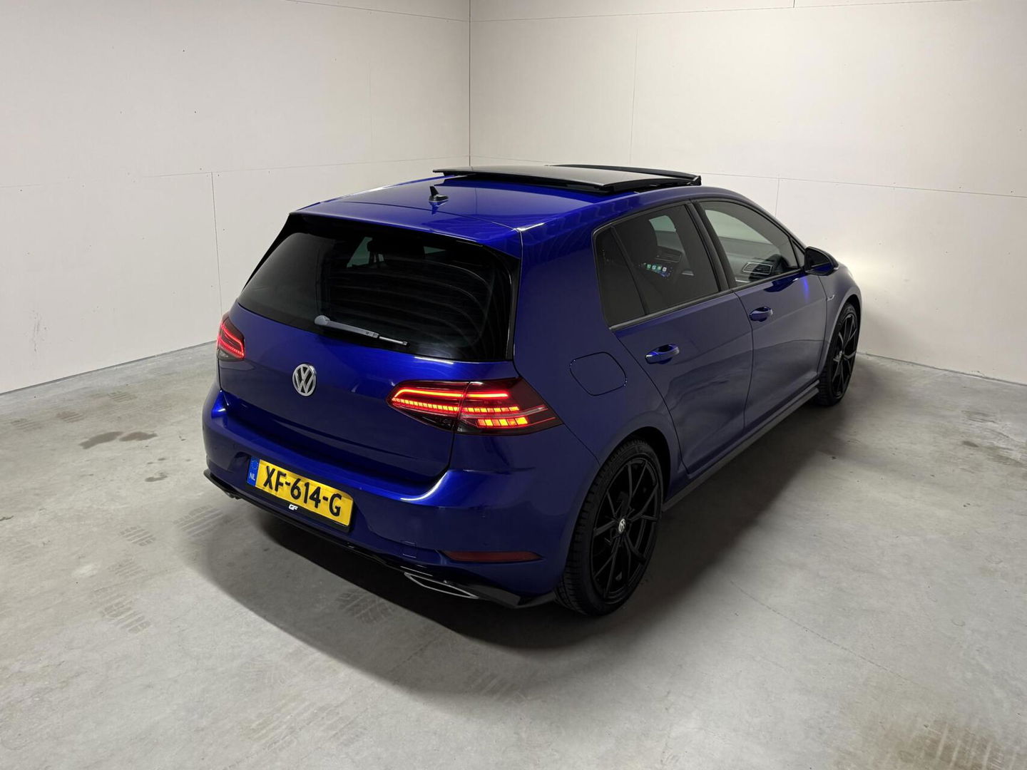 Volkswagen Golf 1.5 TSI R-Line Pano Virtual Carplay ACC NAP