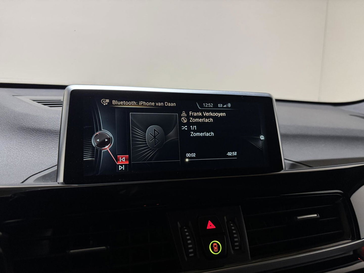 BMW X1 sDrive20i Sport Pano Leer H/K HUD Sfeerverl NAP