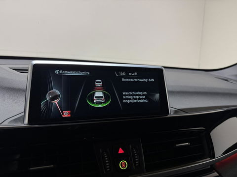 BMW X1 sDrive20i Sport Pano Leer H/K HUD Sfeerverl NAP