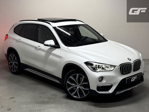BMW X1 sDrive20i Sport Pano Leer H/K HUD Sfeerverl NAP