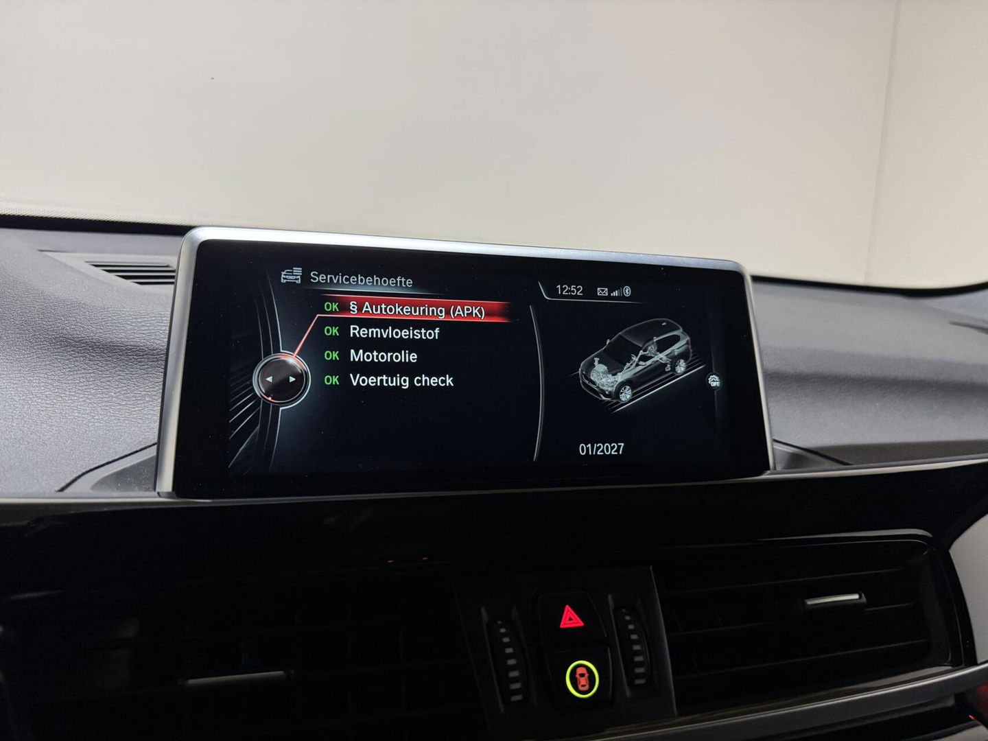 BMW X1 sDrive20i Sport Pano Leer H/K HUD Sfeerverl NAP