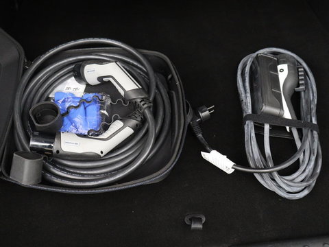 Hyundai IONIQ 5 Style 73kWh | SOH 99% | 3-Fase | Warmtepomp | Stoelverwarming | Adaptive cruise | Camera | Carplay | Keyless | Full LED | Digital Cockpit | Climate control