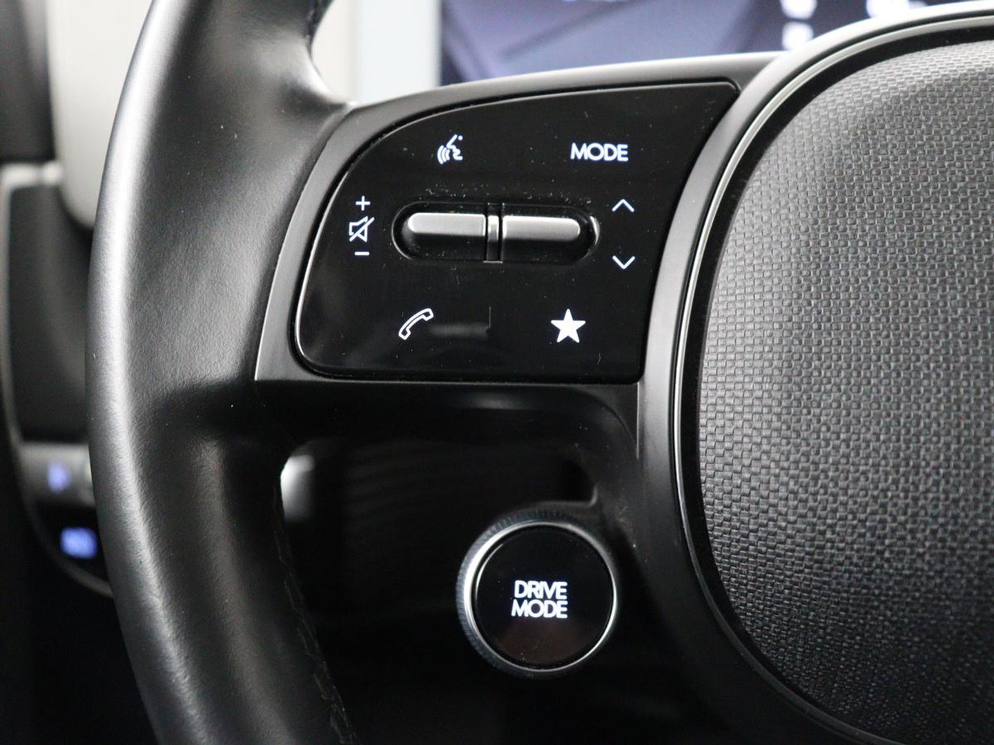 Hyundai IONIQ 5 Style 73kWh | SOH 99% | 3-Fase | Warmtepomp | Stoelverwarming | Adaptive cruise | Camera | Carplay | Keyless | Full LED | Digital Cockpit | Climate control