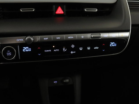 Hyundai IONIQ 5 Style 73kWh | SOH 99% | 3-Fase | Warmtepomp | Stoelverwarming | Adaptive cruise | Camera | Carplay | Keyless | Full LED | Digital Cockpit | Climate control