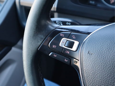 Volkswagen Transporter 2.0 TDI 150pk Euro 6 Automaat - L2 Lang - Trekhaak - Leer