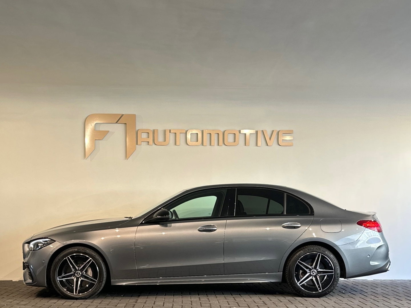 Mercedes-Benz C-Klasse 400 e 4MATIC AMG Burmester|Night|Sfeer