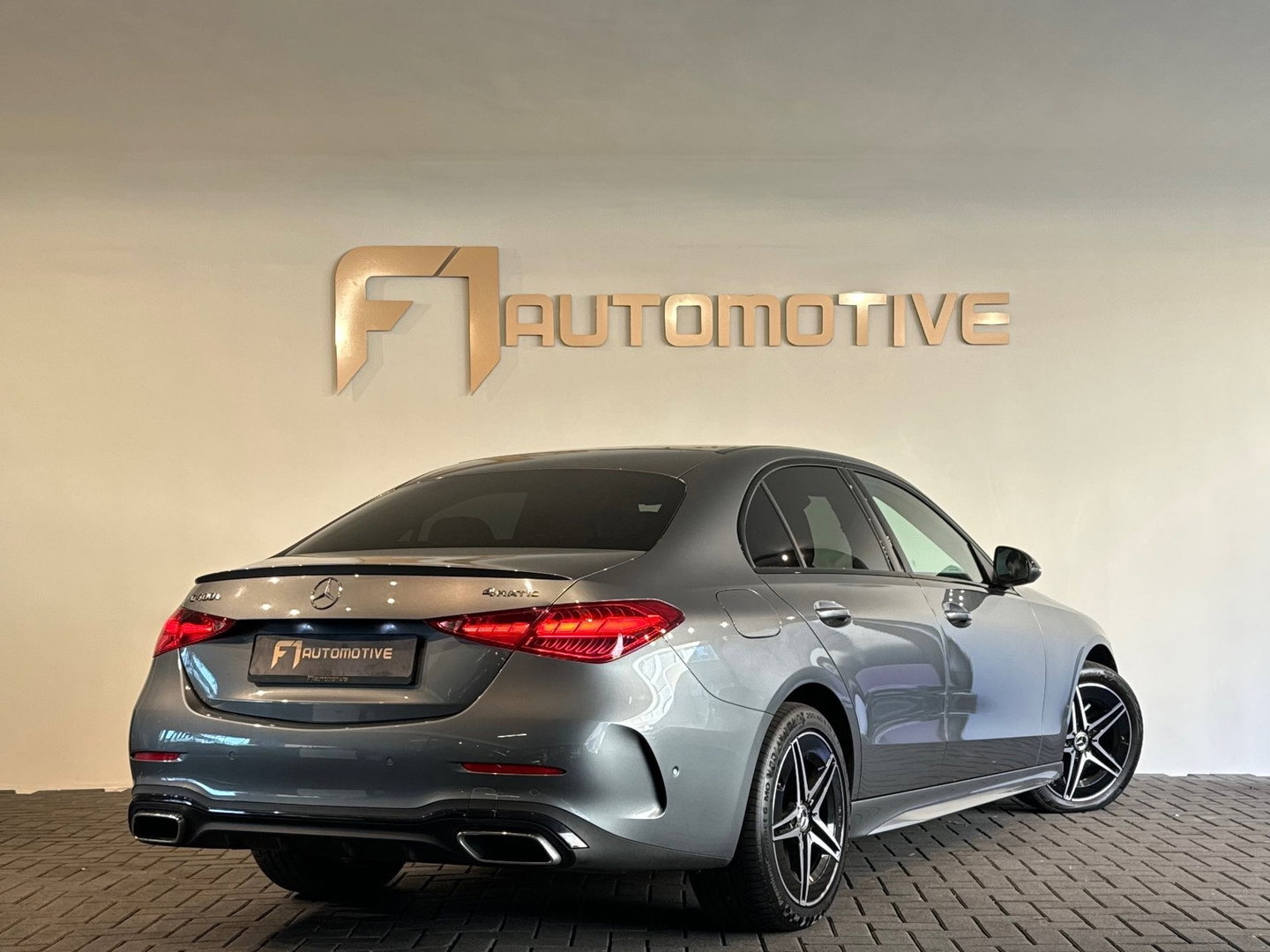 Mercedes-Benz C-Klasse 400 e 4MATIC AMG Burmester|Night|Sfeer