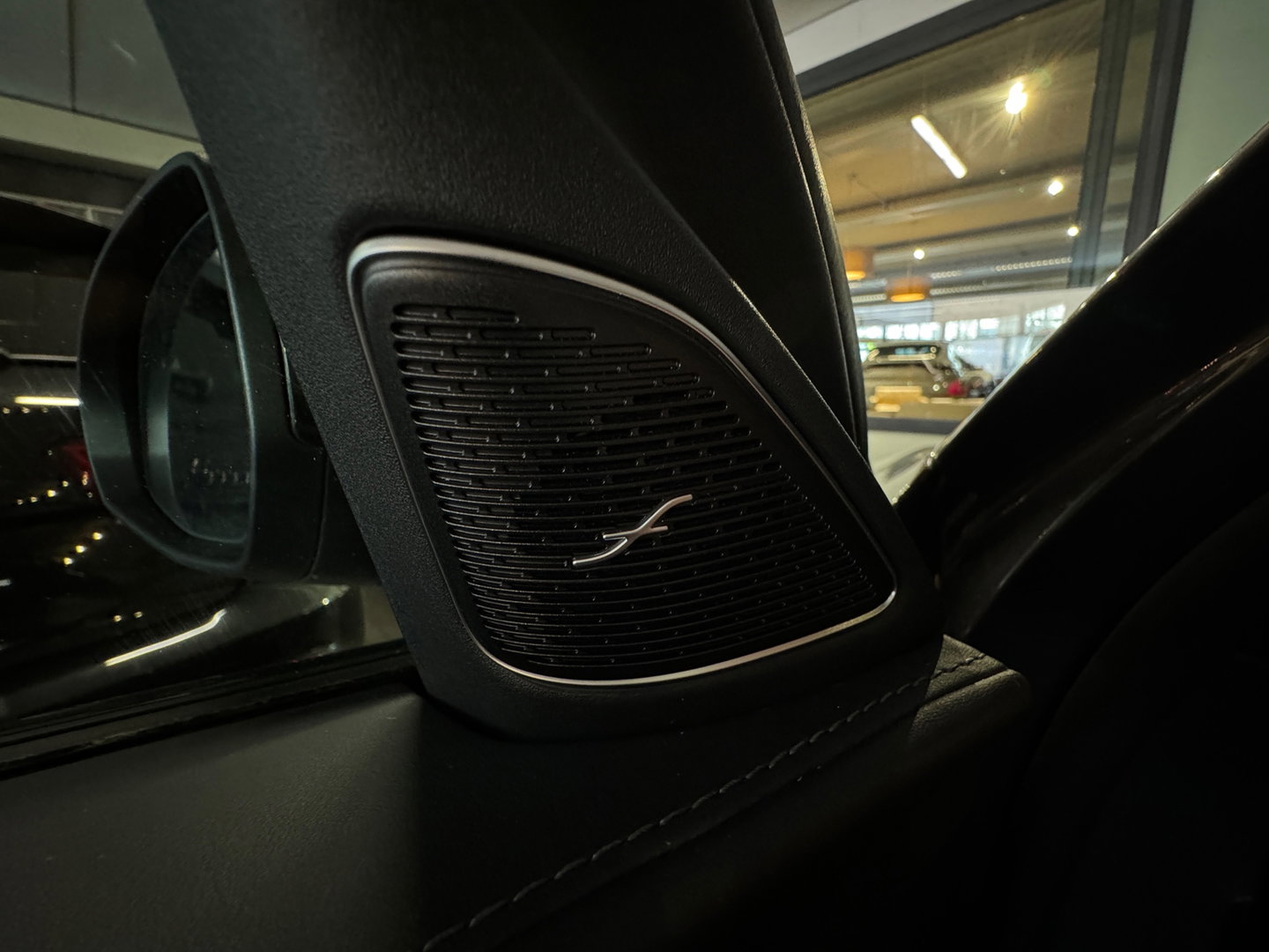 Mercedes-Benz C-Klasse 400 e 4MATIC AMG Burmester|Night|Sfeer