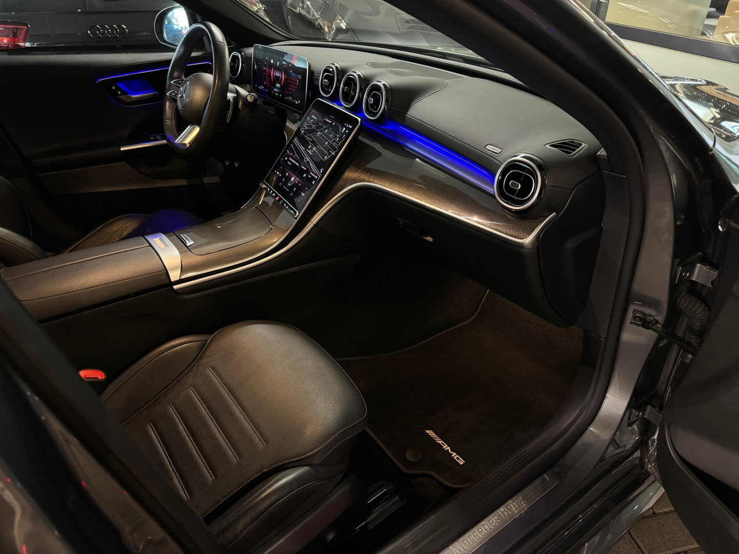 Mercedes-Benz C-Klasse 400 e 4MATIC AMG Burmester|Night|Sfeer