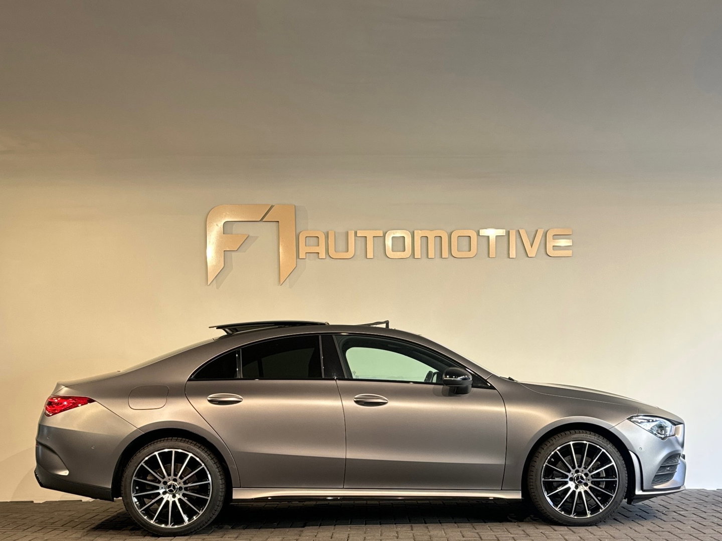 Mercedes-Benz CLA-Klasse 250 e AMG Pano|Burmester|Magno|BTW