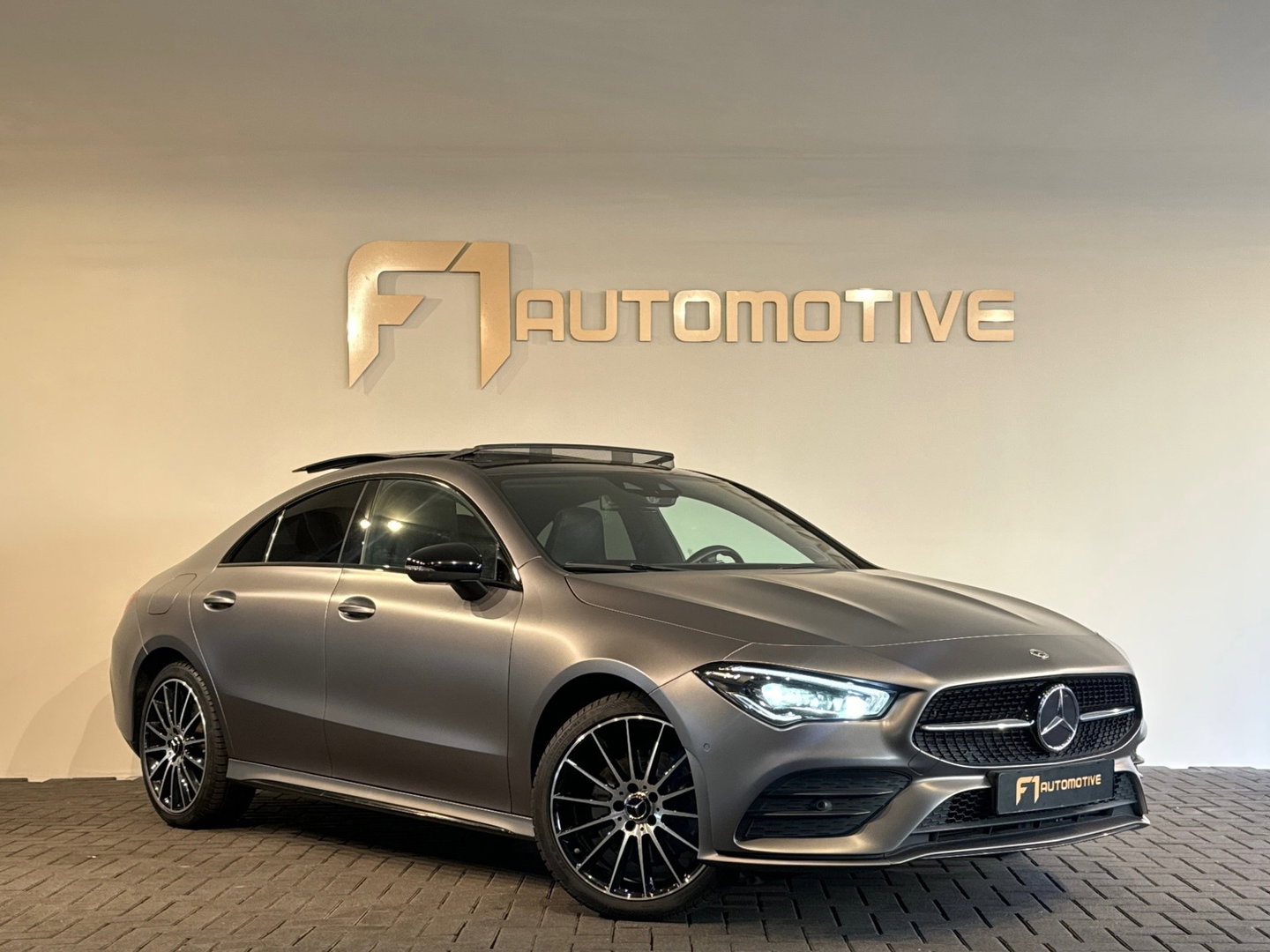 Mercedes-Benz CLA-Klasse 250 e AMG Pano|Burmester|Magno|BTW