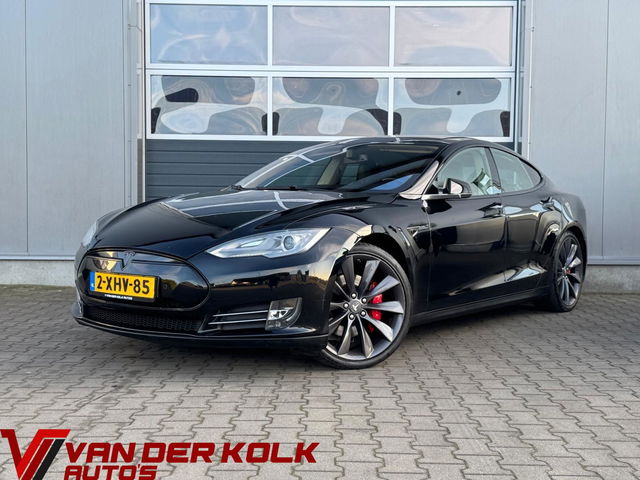 Tesla Model S - 85 Performance