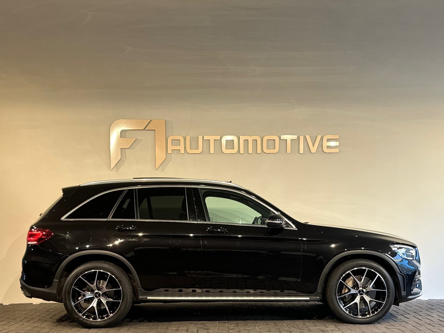 Mercedes-Benz GLC 200 4MATIC AMG Pano|Sfeer|Night Pakket