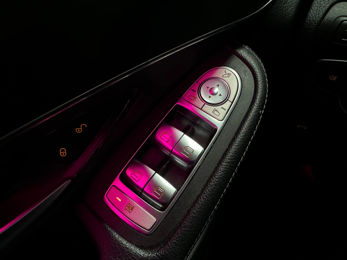 Mercedes-Benz GLC 200 4MATIC AMG Pano|Sfeer|Night Pakket