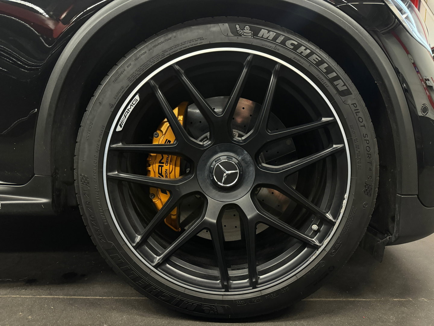 Mercedes-Benz GLC AMG 63 S 4M+ Pano|Ceramic|Memory