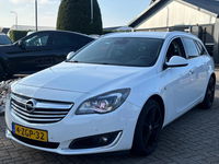 Opel Insignia - Sports Tourer 2.0 CDTI Cosmo 2015 Wit Trekhaak