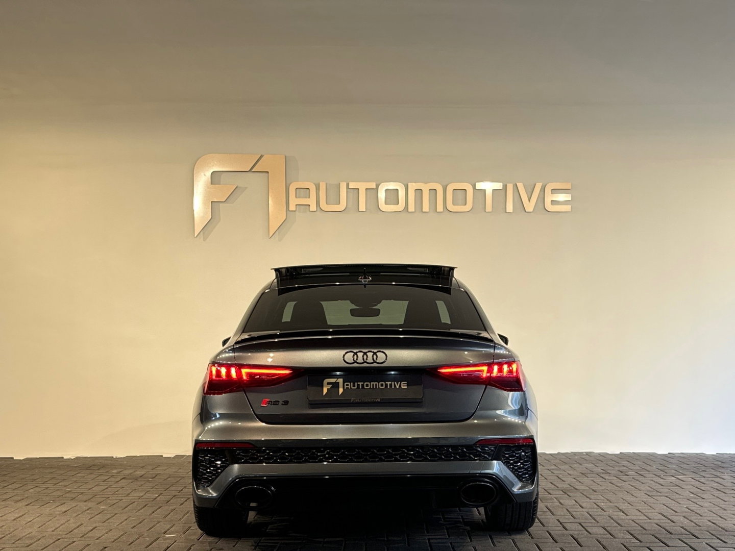 Audi RS3 Limousine 2.5 TFSI quattro Pano|HGP Turbo|B&O|Matrix