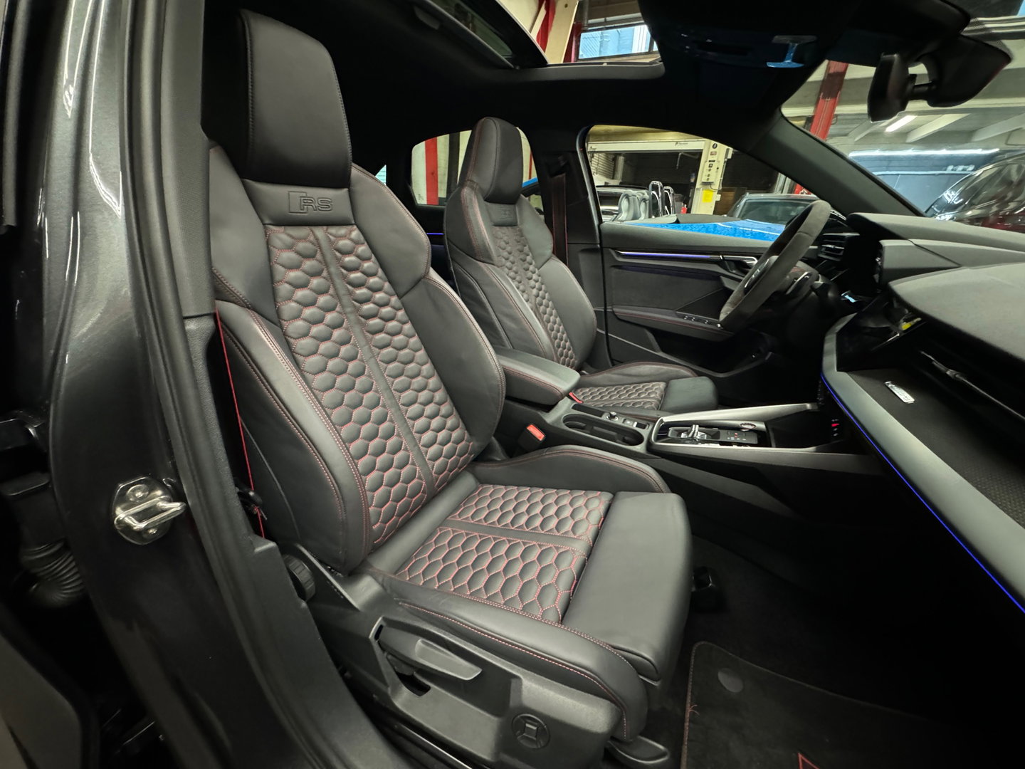 Audi RS3 Limousine 2.5 TFSI quattro Pano|HGP Turbo|B&O|Matrix