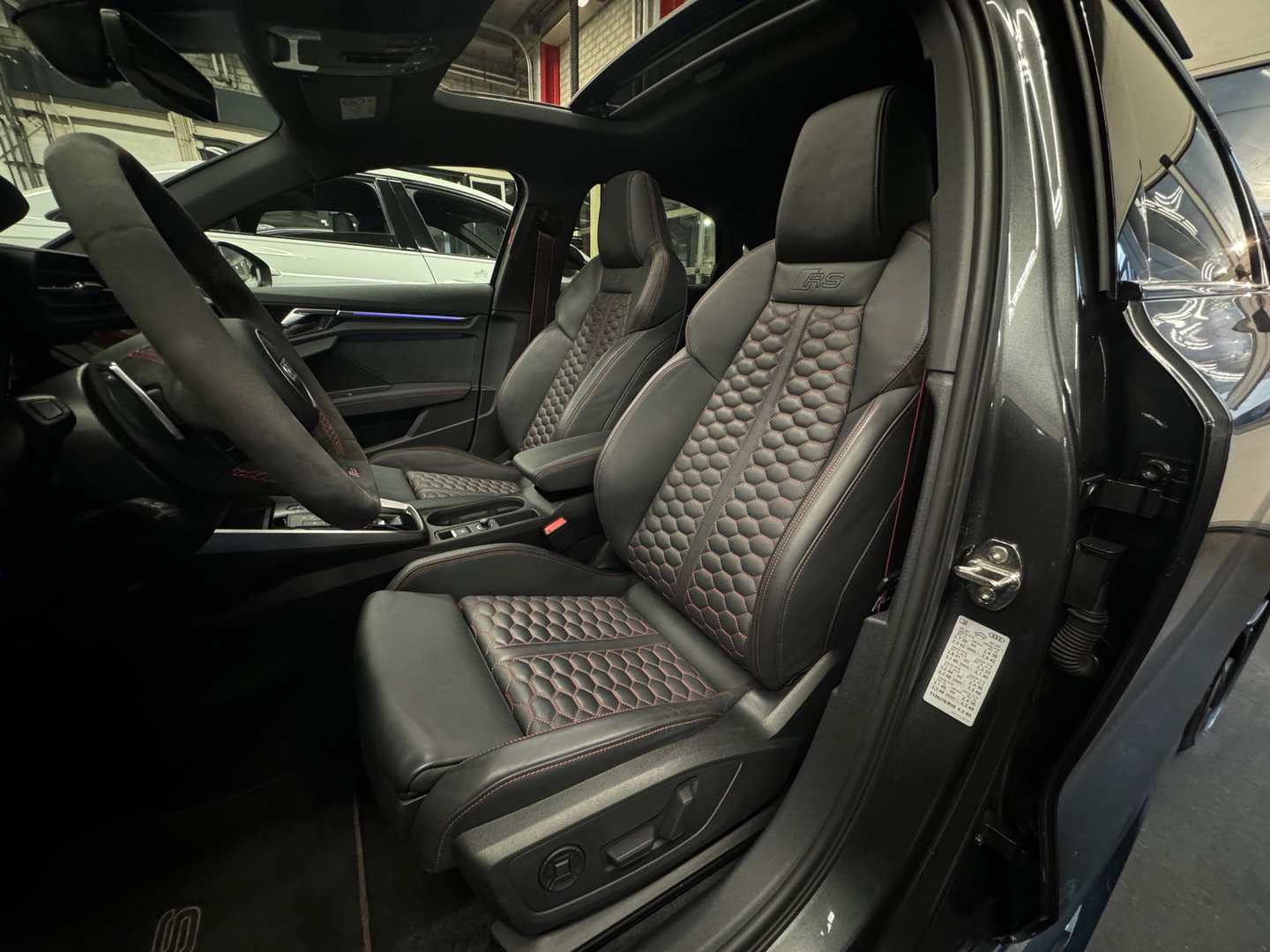 Audi RS3 Limousine 2.5 TFSI quattro Pano|HGP Turbo|B&O|Matrix