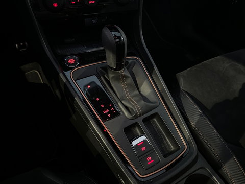 SEAT Leon ST 2.0 TSI 4DRIVE CUPRA Ultimate Pano|Carbon|Keyless