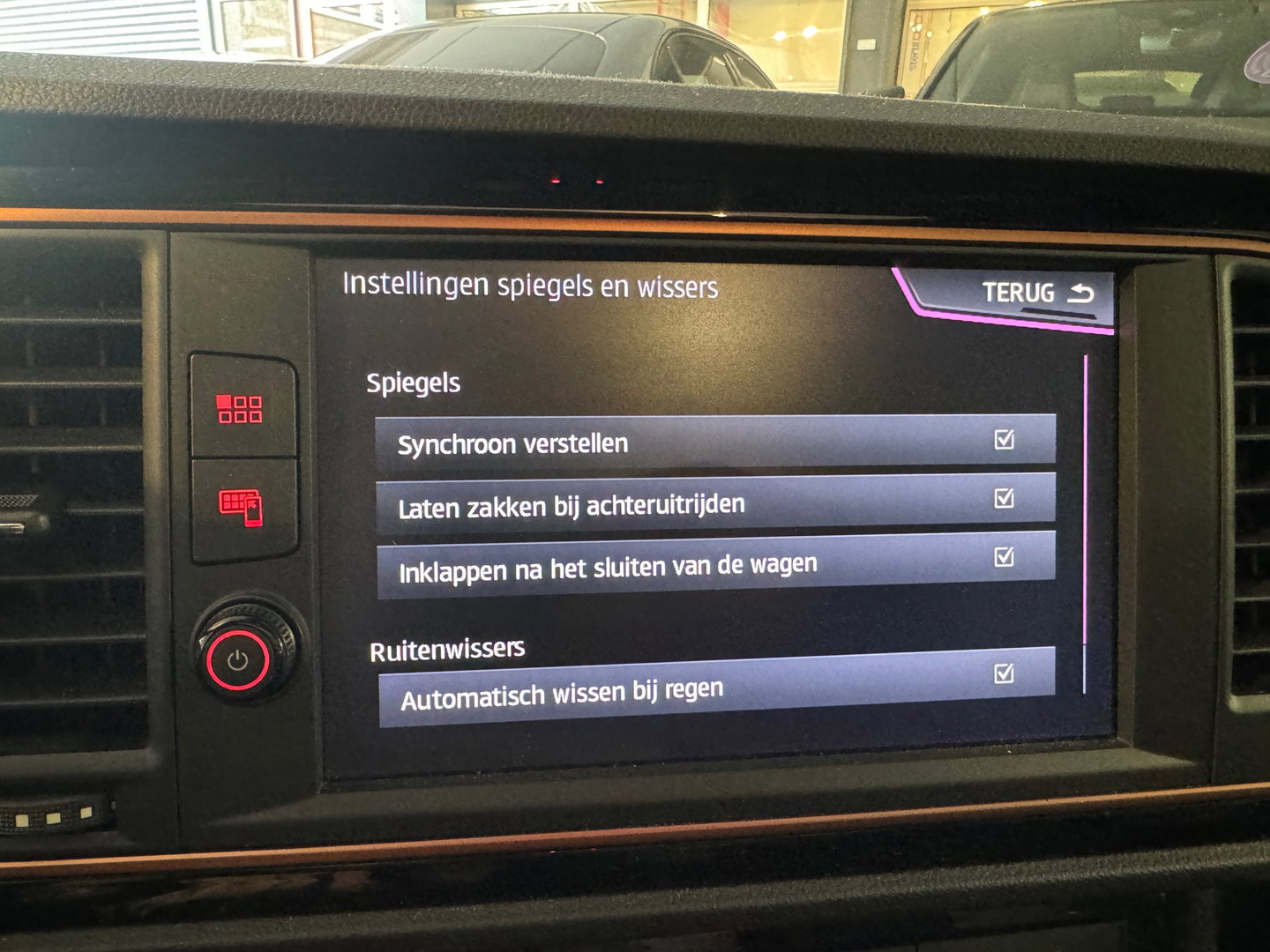 SEAT Leon ST 2.0 TSI 4DRIVE CUPRA Ultimate Pano|Carbon|Keyless