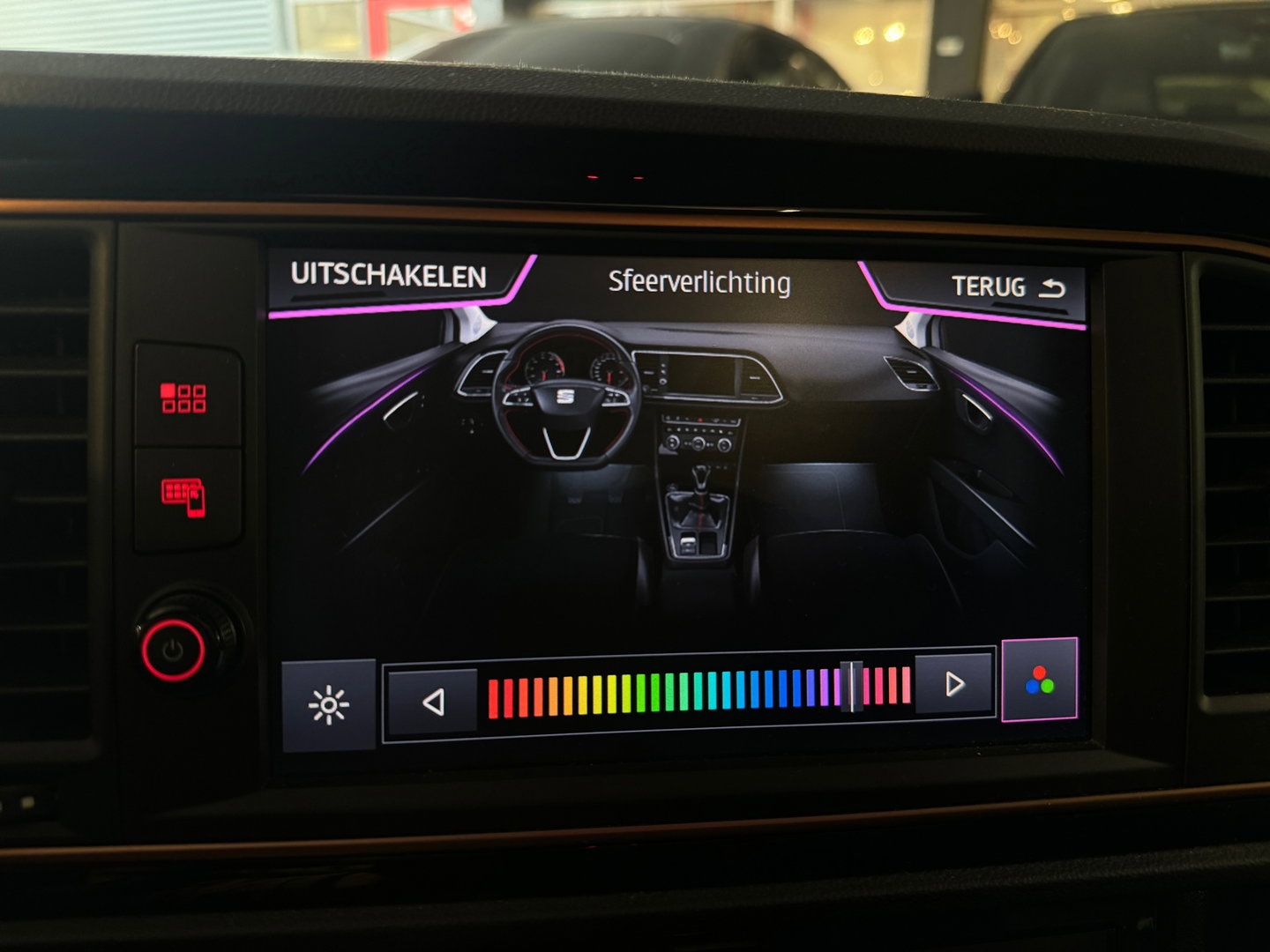 SEAT Leon ST 2.0 TSI 4DRIVE CUPRA Ultimate Pano|Carbon|Keyless