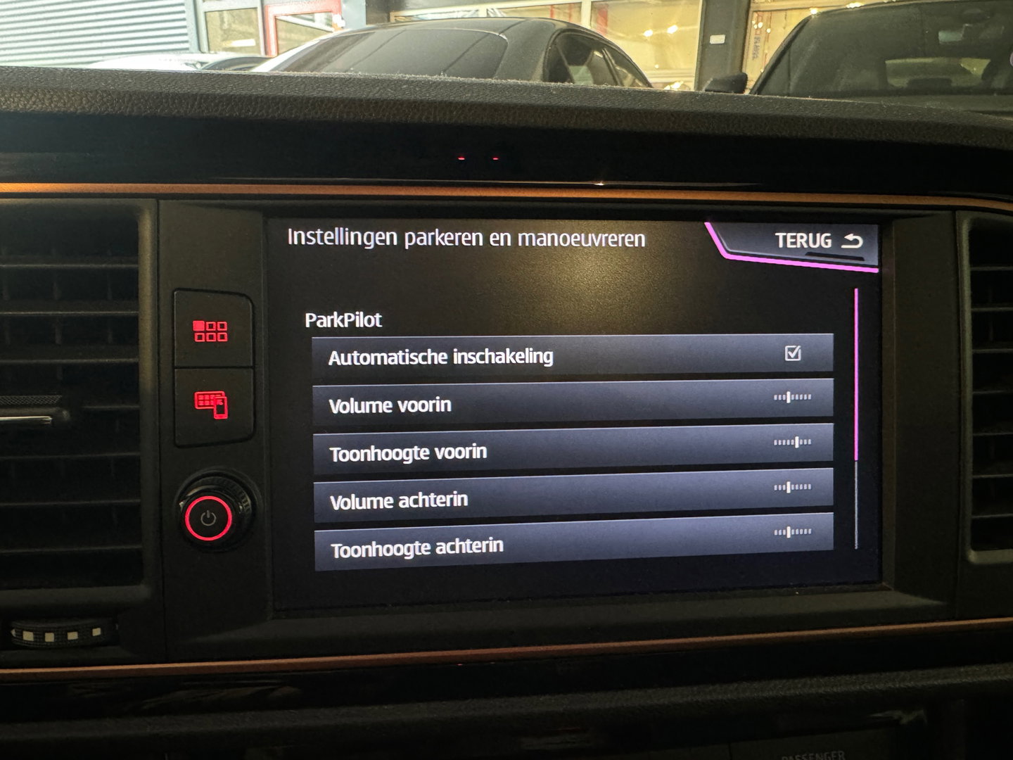 SEAT Leon ST 2.0 TSI 4DRIVE CUPRA Ultimate Pano|Carbon|Keyless