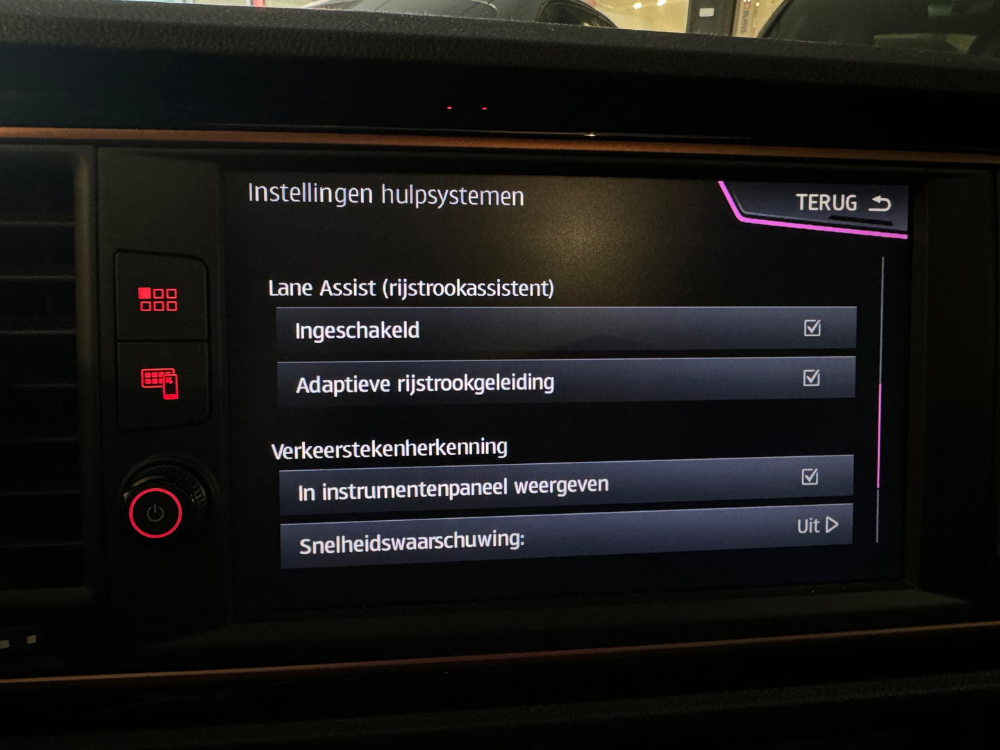 SEAT Leon ST 2.0 TSI 4DRIVE CUPRA Ultimate Pano|Carbon|Keyless