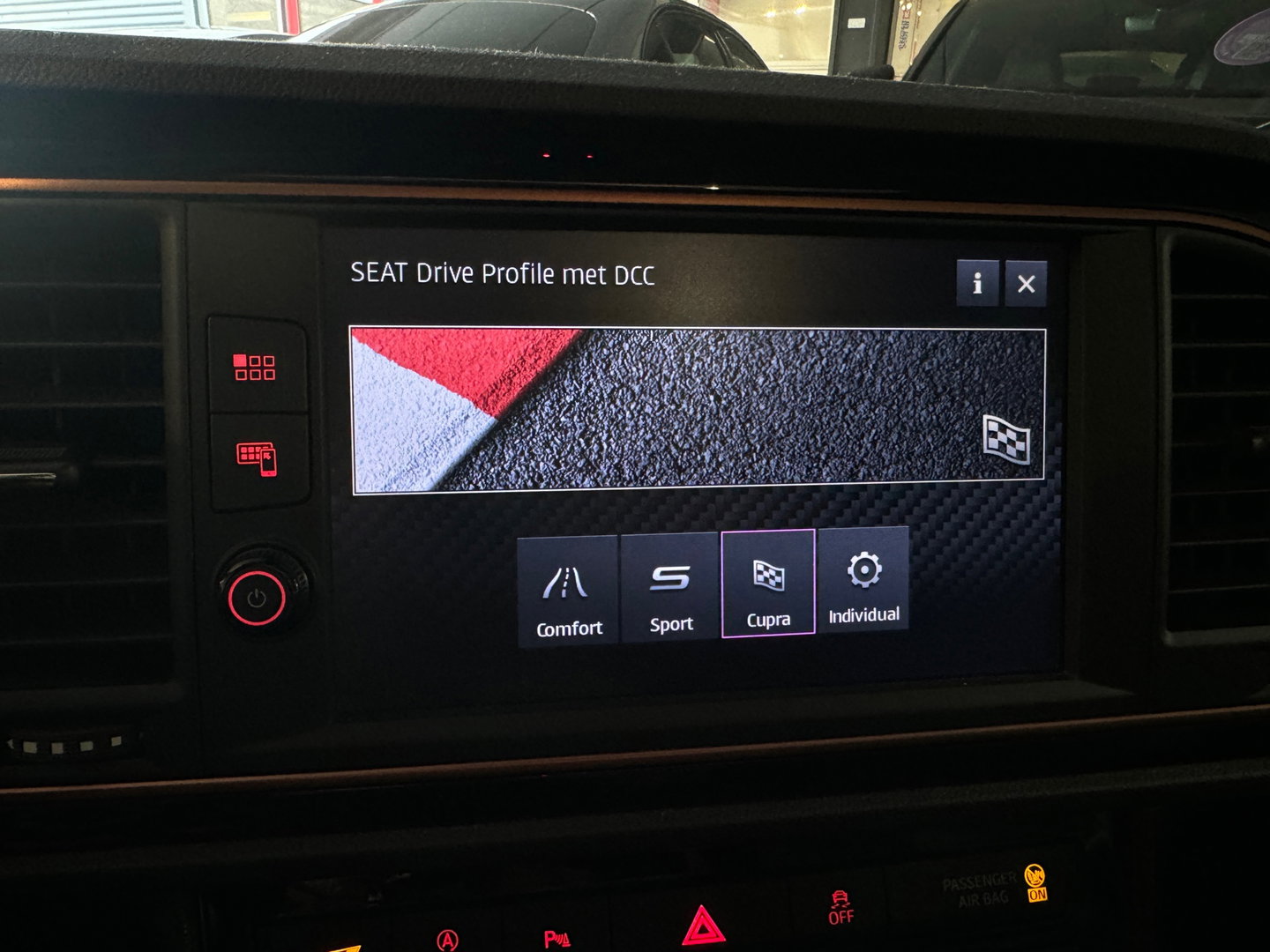 SEAT Leon ST 2.0 TSI 4DRIVE CUPRA Ultimate Pano|Carbon|Keyless