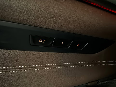 BMW 5 Serie 545e xDrive High Executive M Sport Pano|Memory