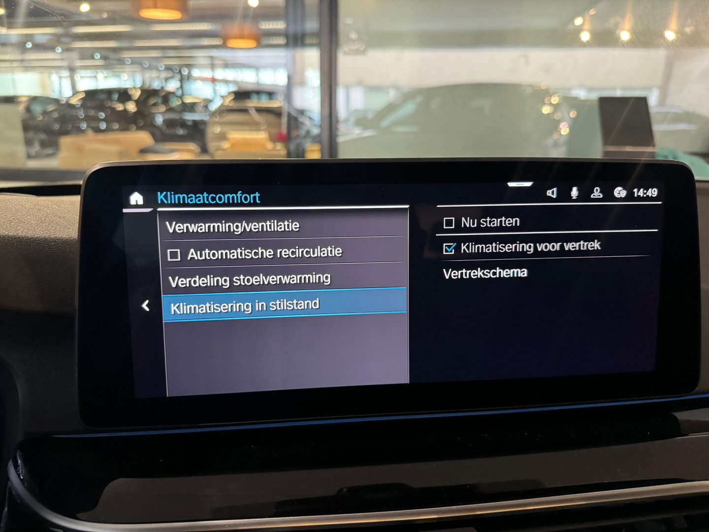 BMW 5 Serie 545e xDrive High Executive M Sport Pano|Memory