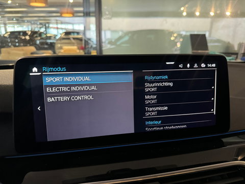 BMW 5 Serie 545e xDrive High Executive M Sport Pano|Memory