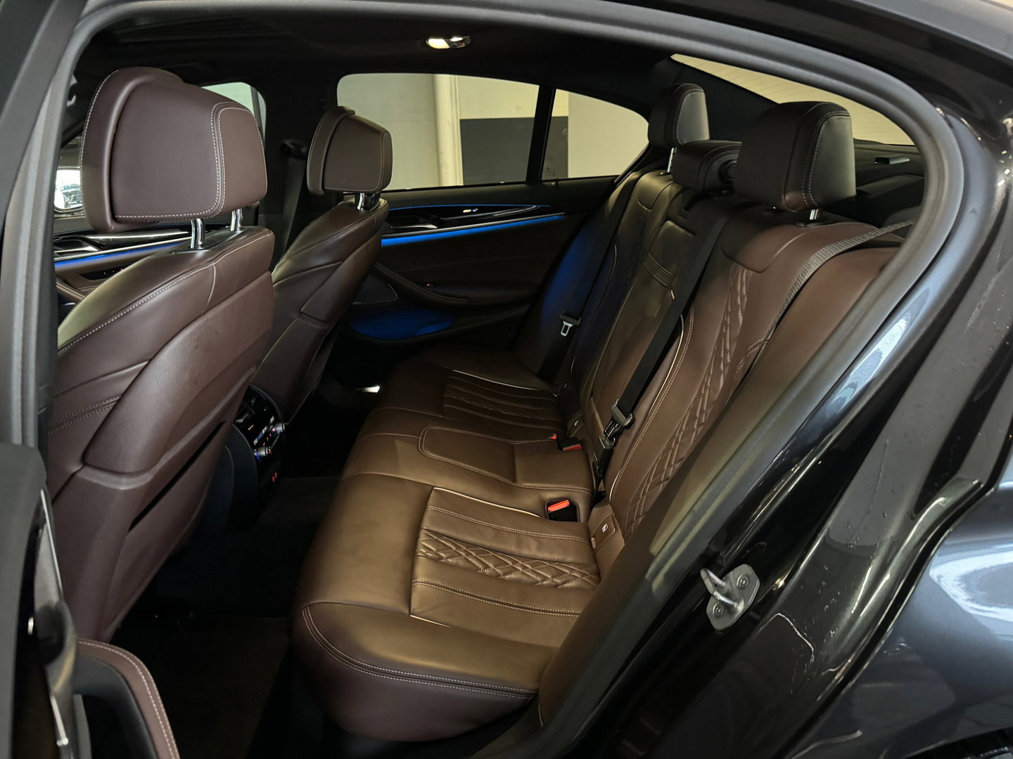 BMW 5 Serie 545e xDrive High Executive M Sport Pano|Memory