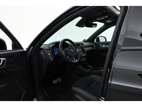 Volvo XC40 Recharge Pro | Trekhaak | Pano | ACC | Blis | 360 Camera | H&K Audio |